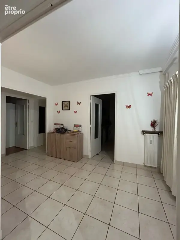 t5 avec garage et cave / vue panoramique (à la vente non meublé ) - photo 3