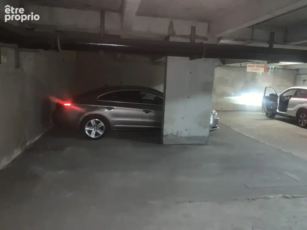 Parking 25 m² à Le Grand-Quevilly  - photo 2
