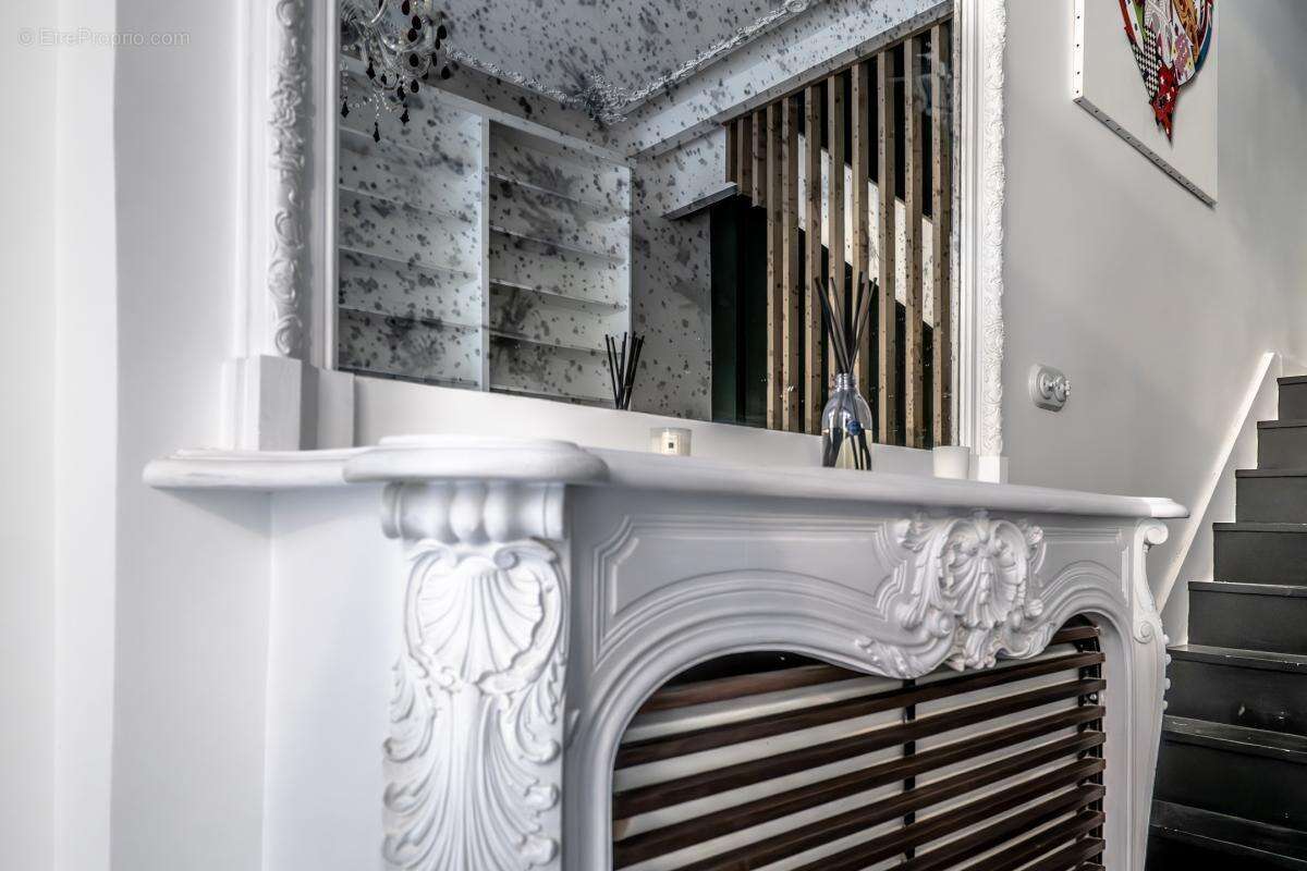 Appartement à PARIS-2E