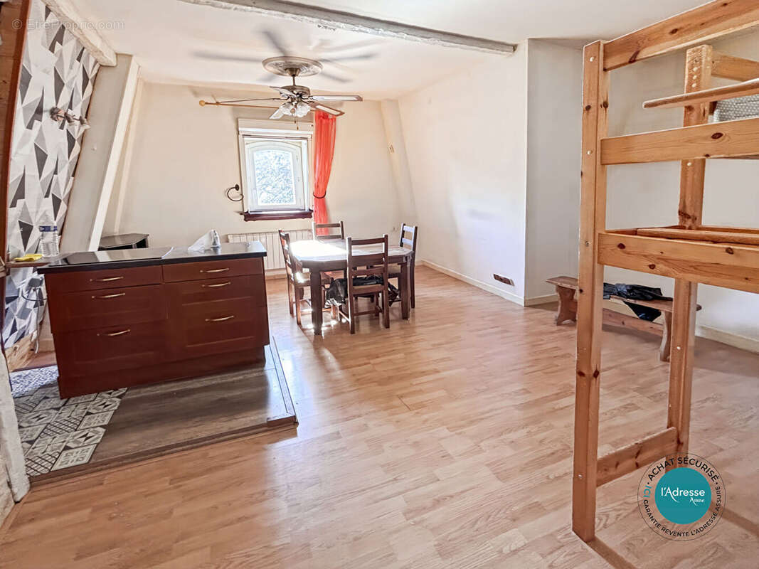 Appartement à GUIGNEVILLE-SUR-ESSONNE