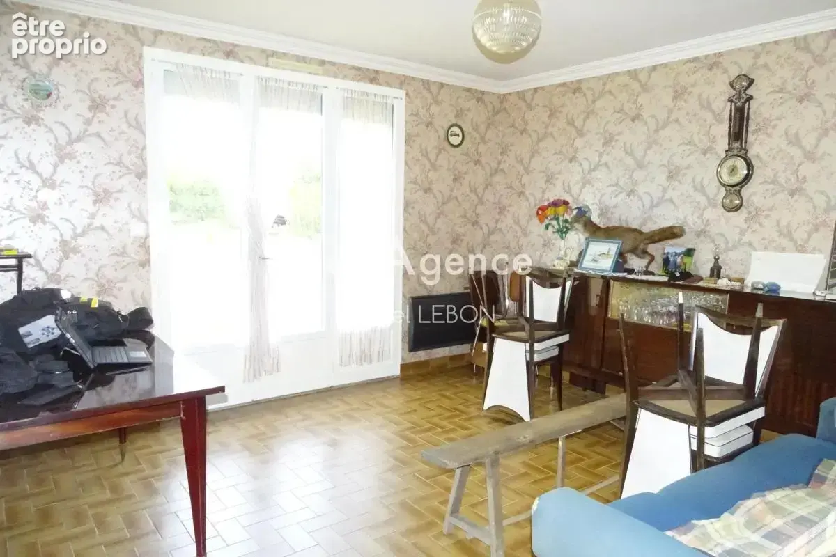 Maison 75m²- Terrain 1000m²- 2 garages- 3 chambres - photo 5