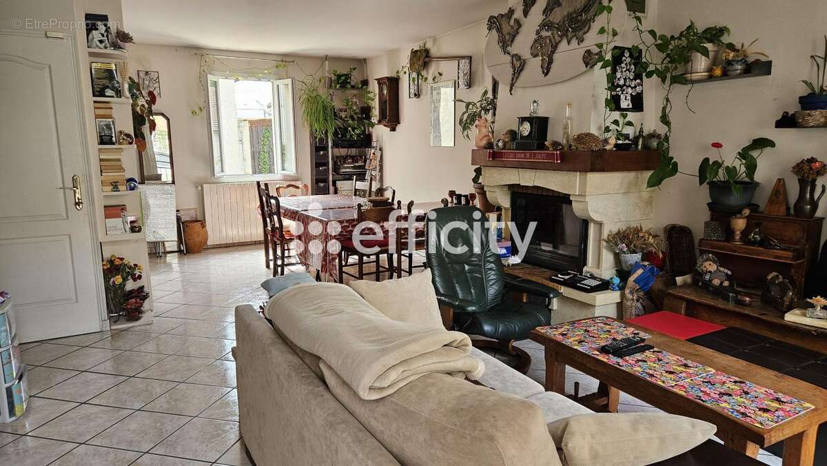 Maison à FONTENAY-SOUS-BOIS