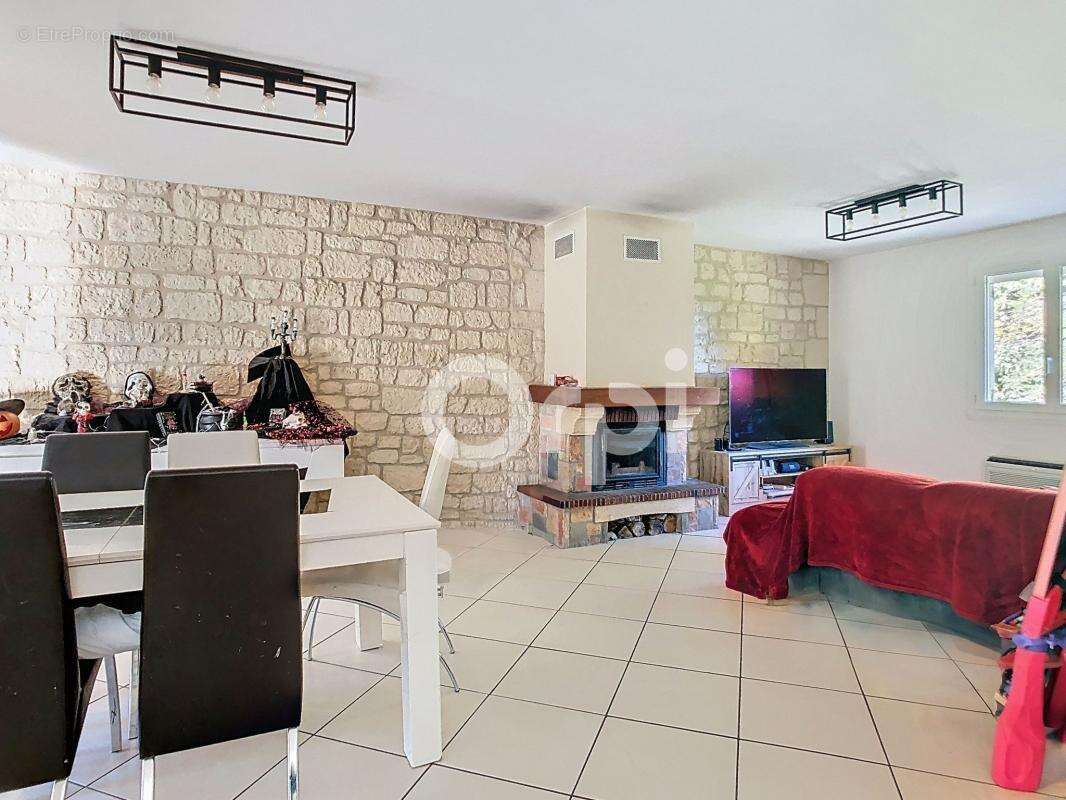 Maison à ANNESSE-ET-BEAULIEU