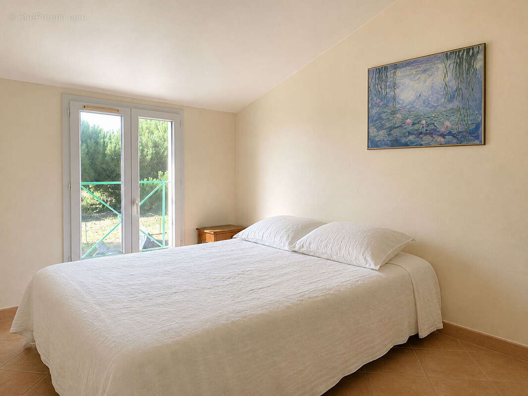 Maison Sainte Marie De Re 10 pièce(s) 181 m2 - photo 9