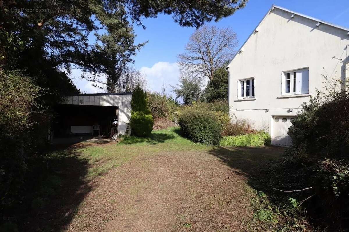 Maison à CARHAIX-PLOUGUER