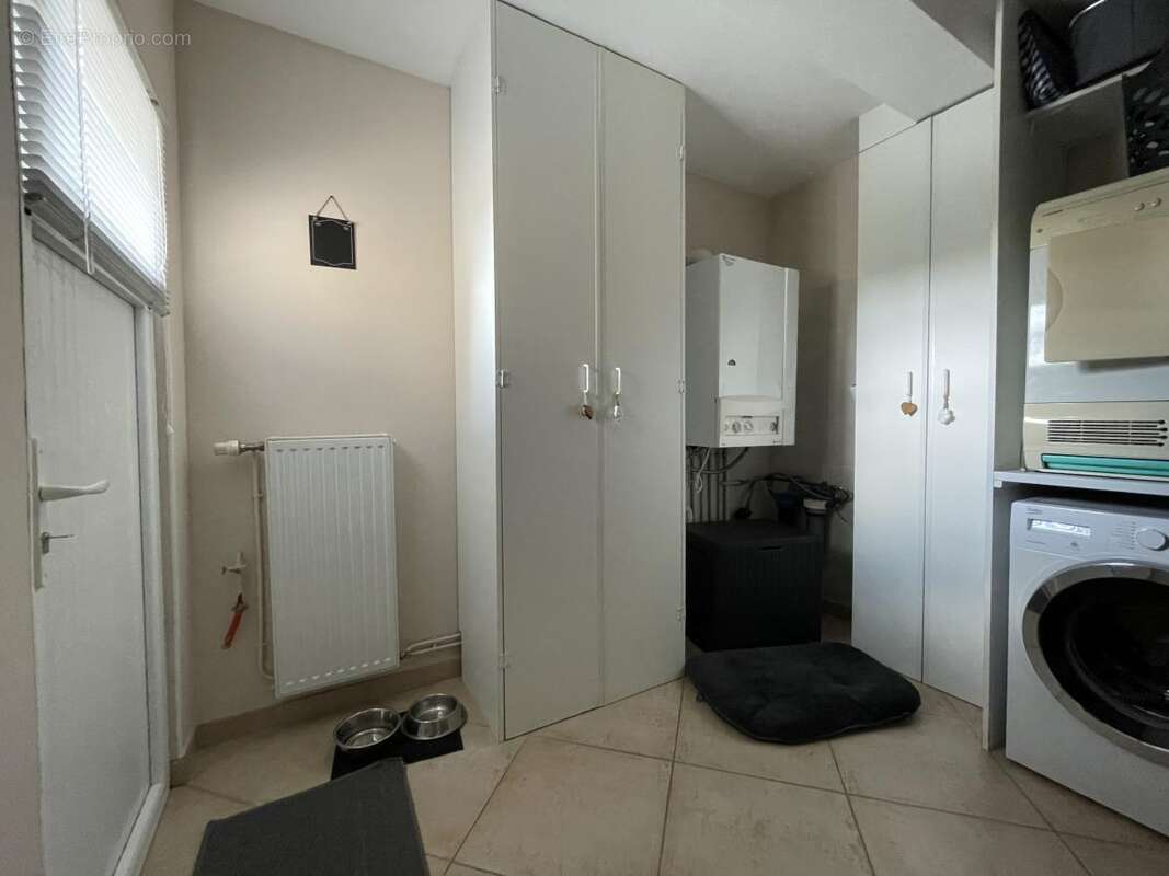 Maison à MONTFORT-LE-GESNOIS