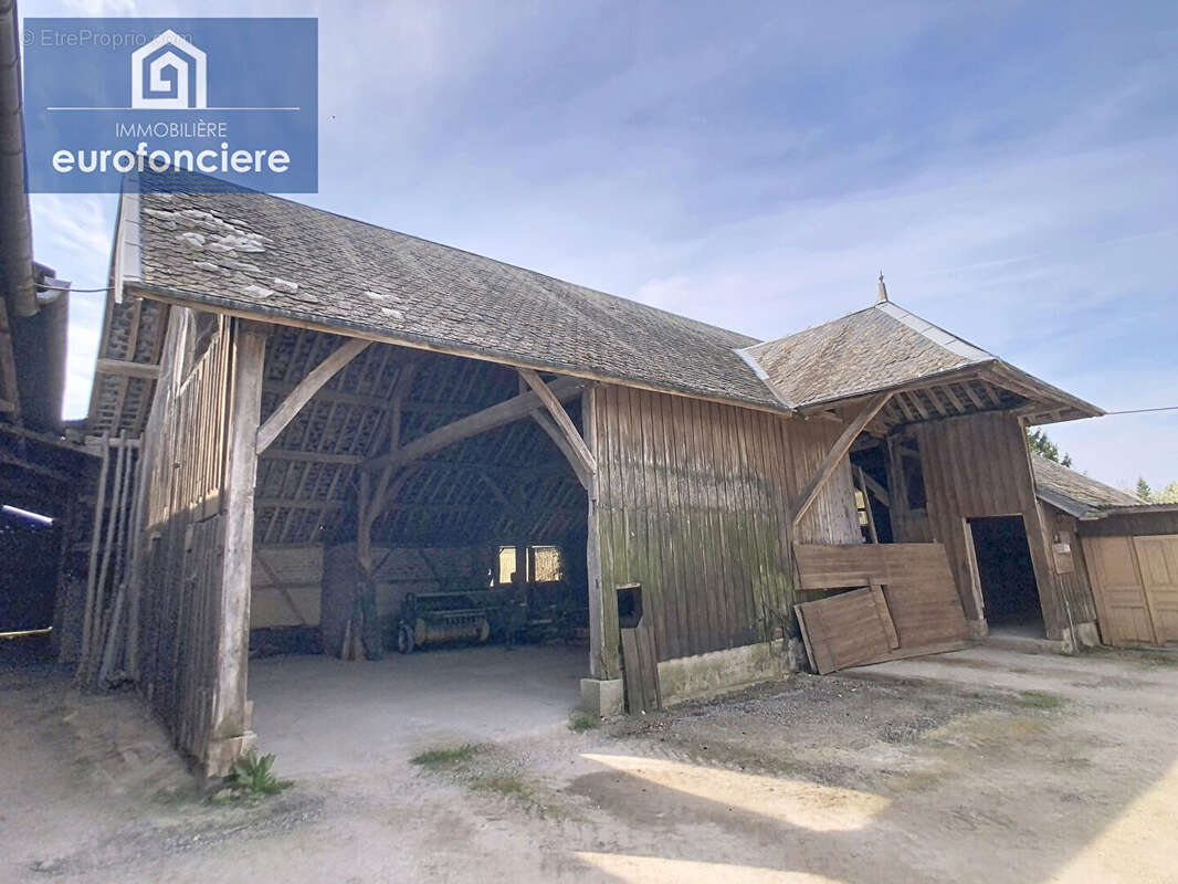 Maison à DIERREY-SAINT-JULIEN