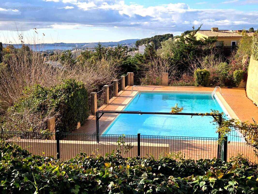 Maison à CAGNES-SUR-MER