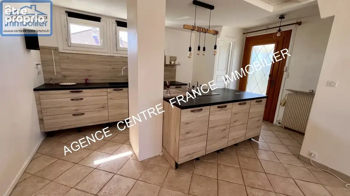 EXCLUSIVITÉ à BOURGES. Maison individuelle de 3/4 pièces avec piscine et garage - photo 6