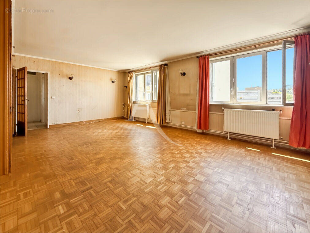 Appartement à BOULOGNE-BILLANCOURT