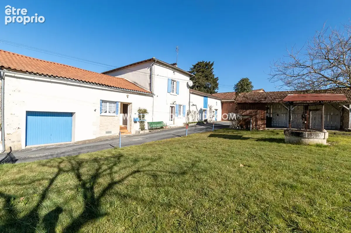 Maison à SAINT-ASTIER