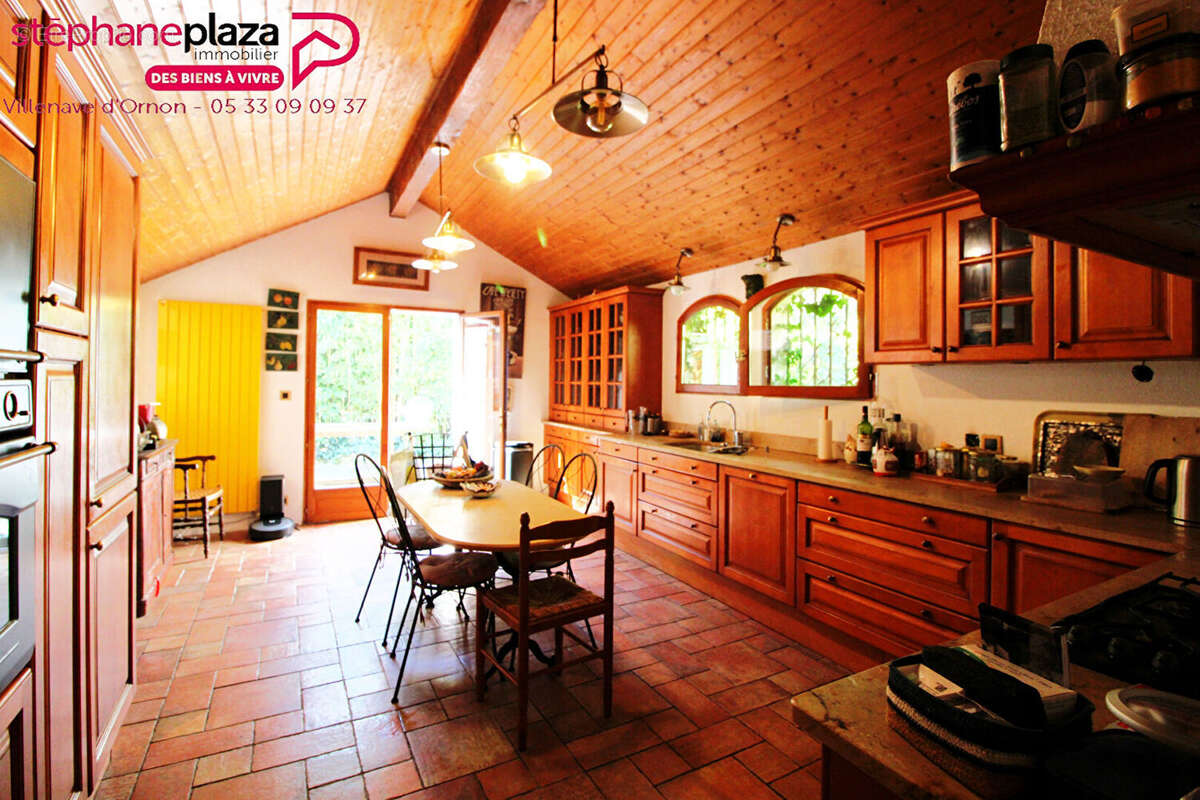 Maison à VILLENAVE-D&#039;ORNON