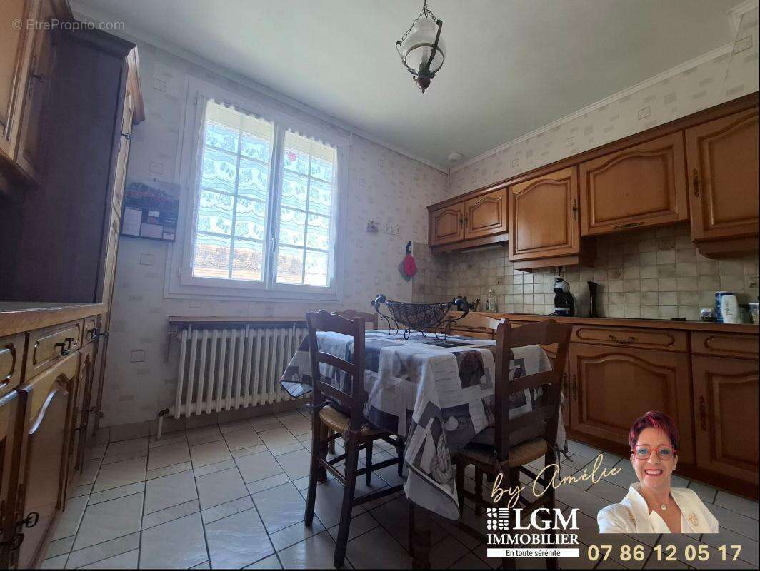 Maison à ETAMPES-SUR-MARNE