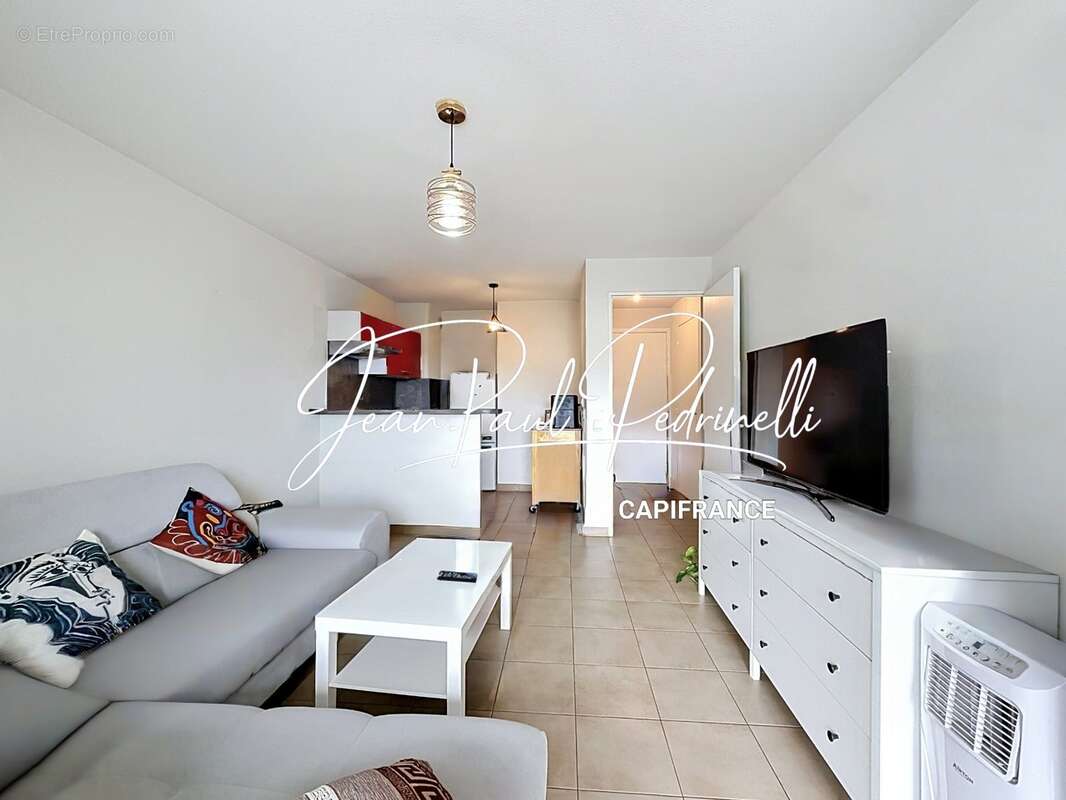 Nice Madeleine  - 2 km des plages - Appartement 2 pièces env 40 m² proche Universités Trotabas et Carlone – balcon - parking pri - photo 5