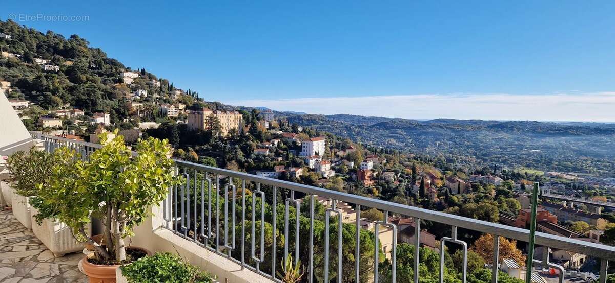 Appartement à GRASSE