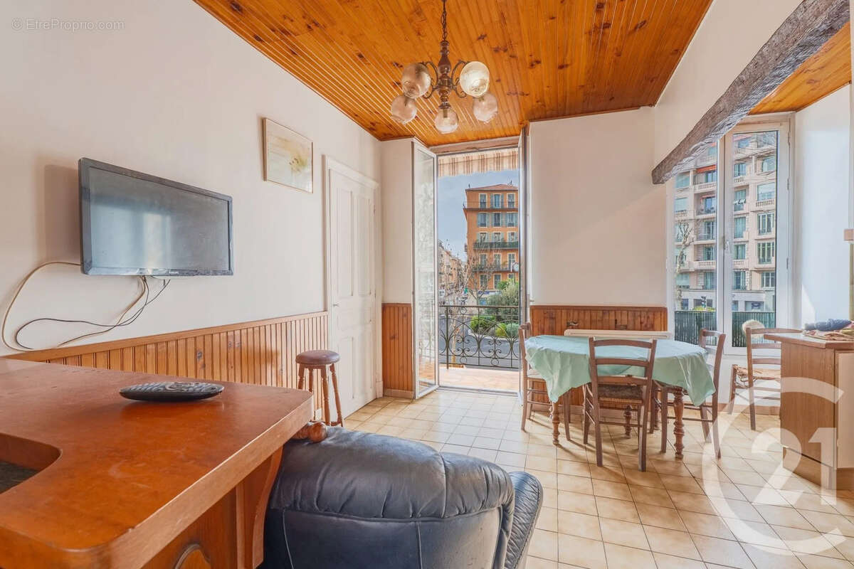 Appartement à NICE