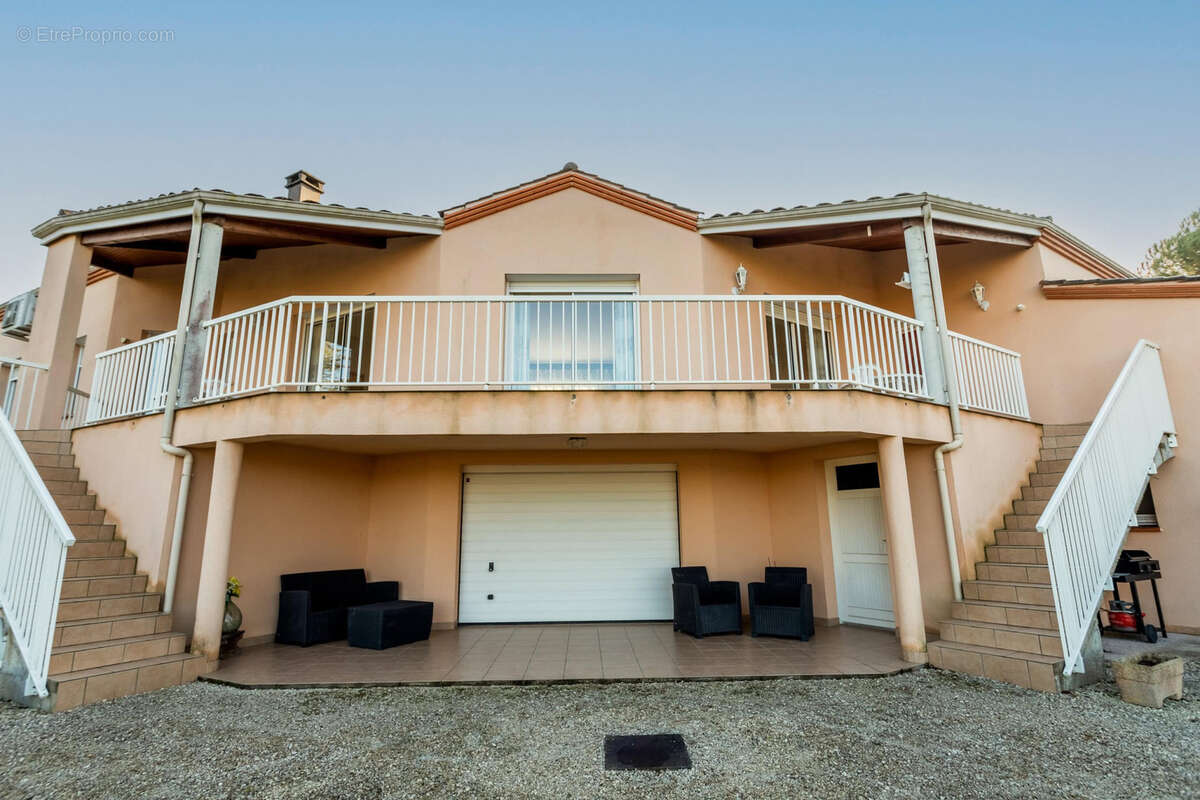 Town house in a peaceful location - photo 4