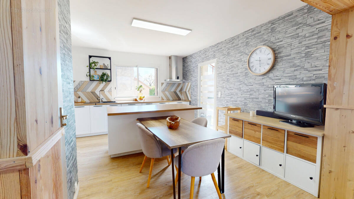 Maison à PONTAILLER-SUR-SAONE