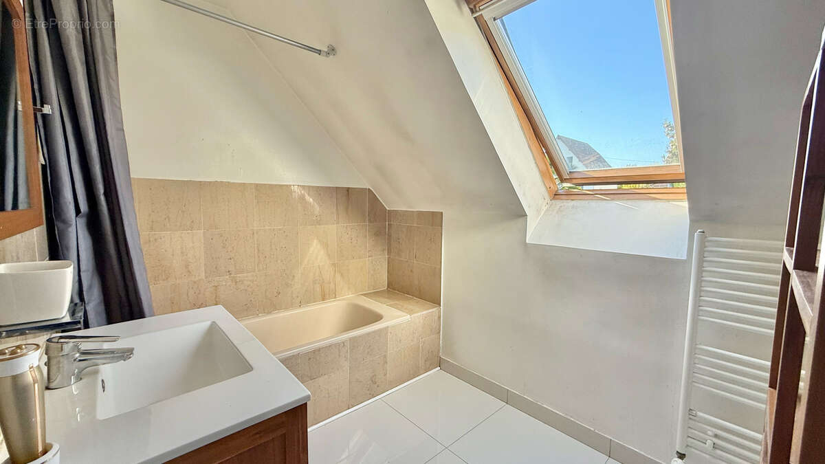 Maison à DEUIL-LA-BARRE