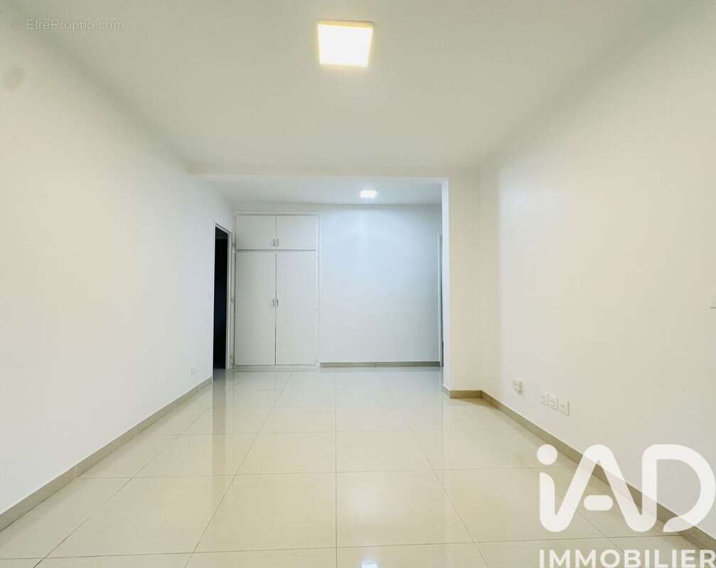 Photo 2 - Appartement à PARIS-19E