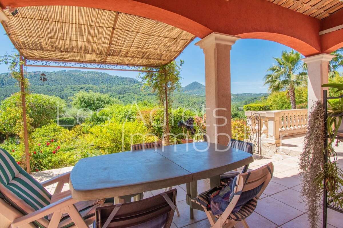 Maison à LES ADRETS-DE-L'ESTEREL