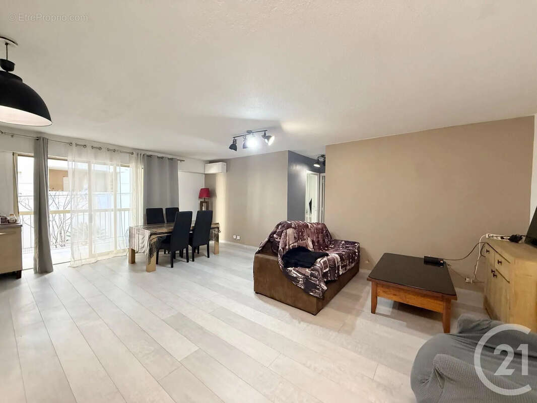 Appartement à MENTON
