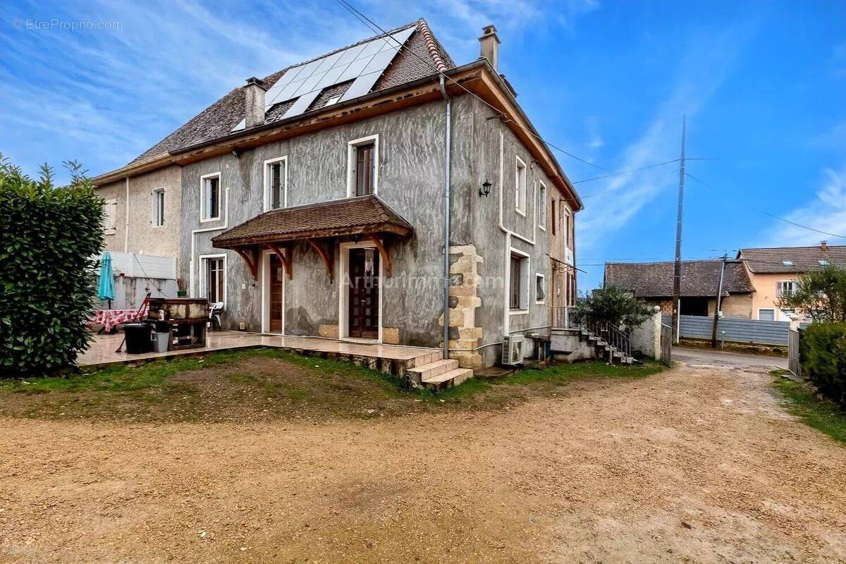 Maison à CORBELIN