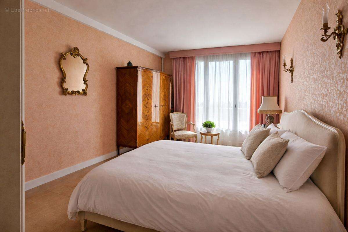 Appartement à BOIS-COLOMBES