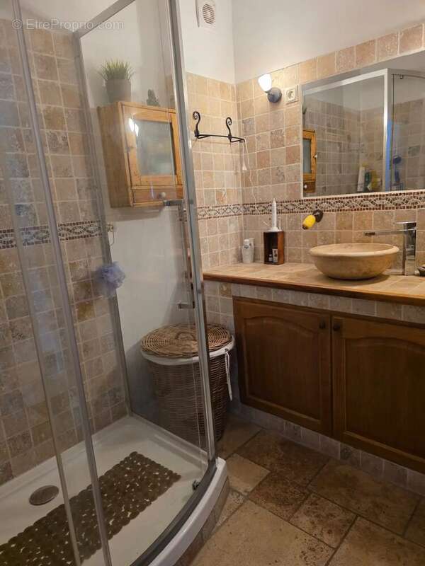 Appartement à SIX-FOURS-LES-PLAGES