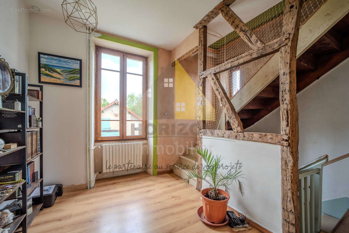 Maison à LONS-LE-SAUNIER