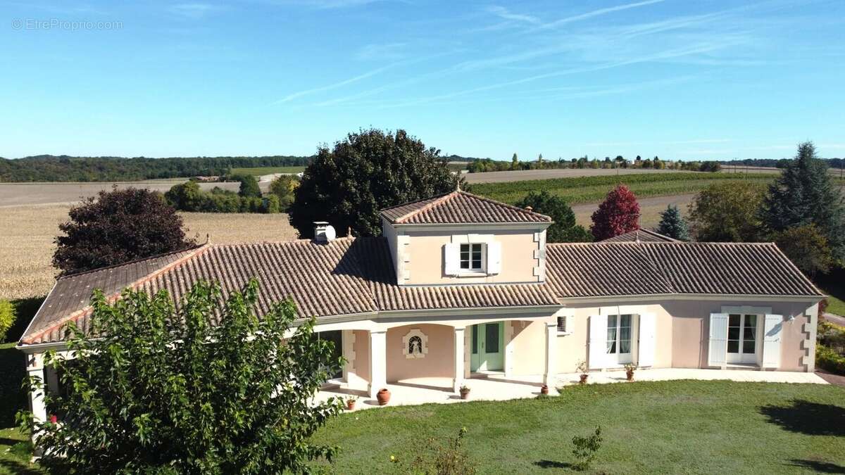 Maison à BECHERESSE