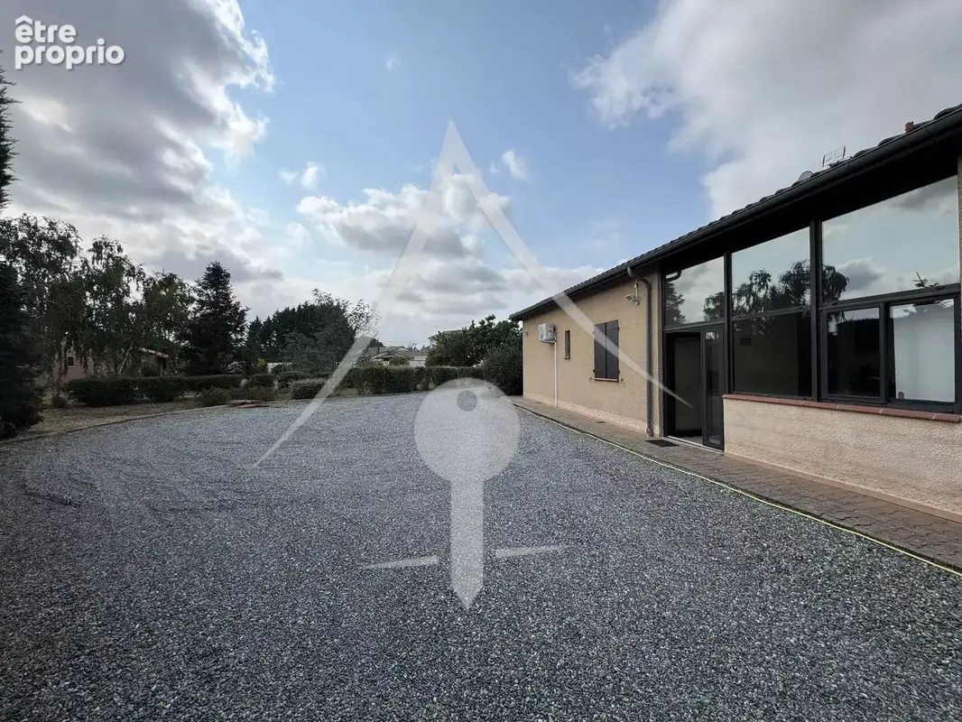 Grande maison familiale avec piscine et fort potentiel au Fauga - photo 12