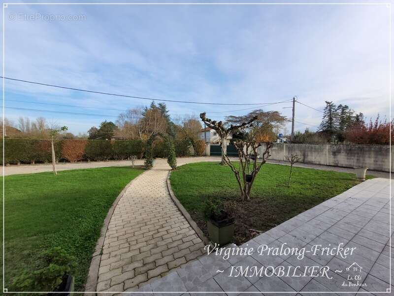 Maison à SAINT-PEY-DE-CASTETS