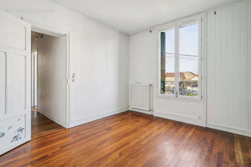 Maison à SAVIGNY-SUR-ORGE