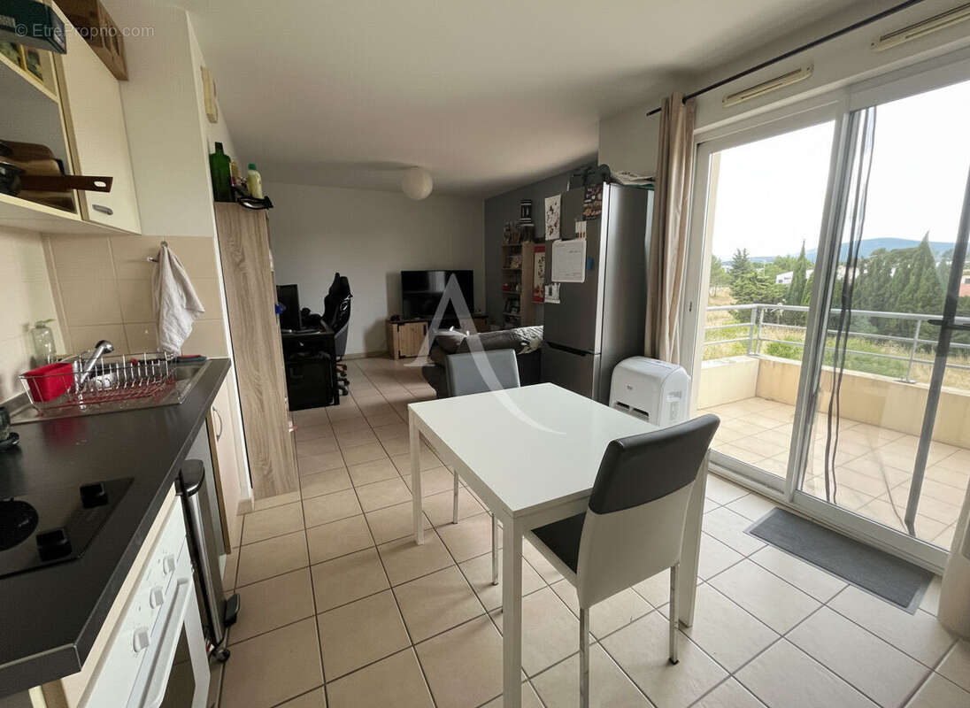 Appartement à LEZIGNAN-CORBIERES