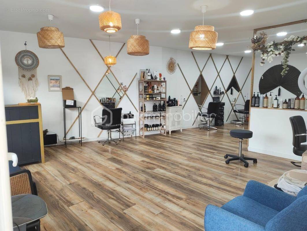 Commerce à LE TAMPON