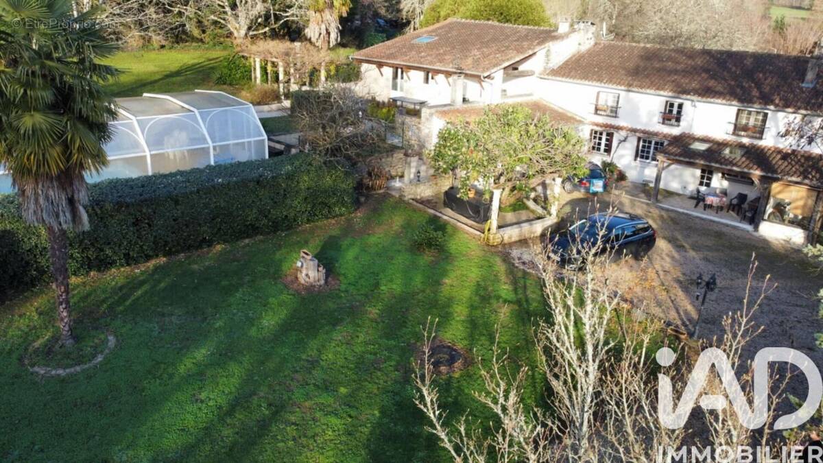 Photo 1 - Maison à MARTHON