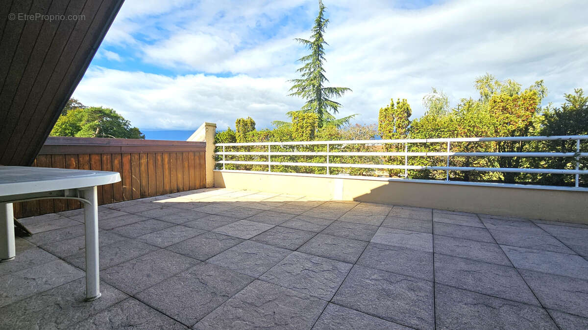 Appartement à FERNEY-VOLTAIRE