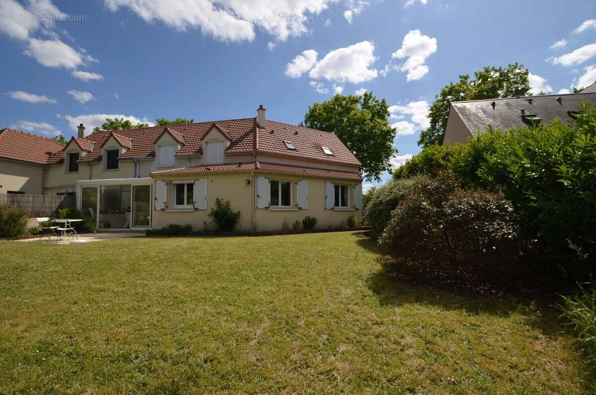 Maison à CROISSY-SUR-SEINE