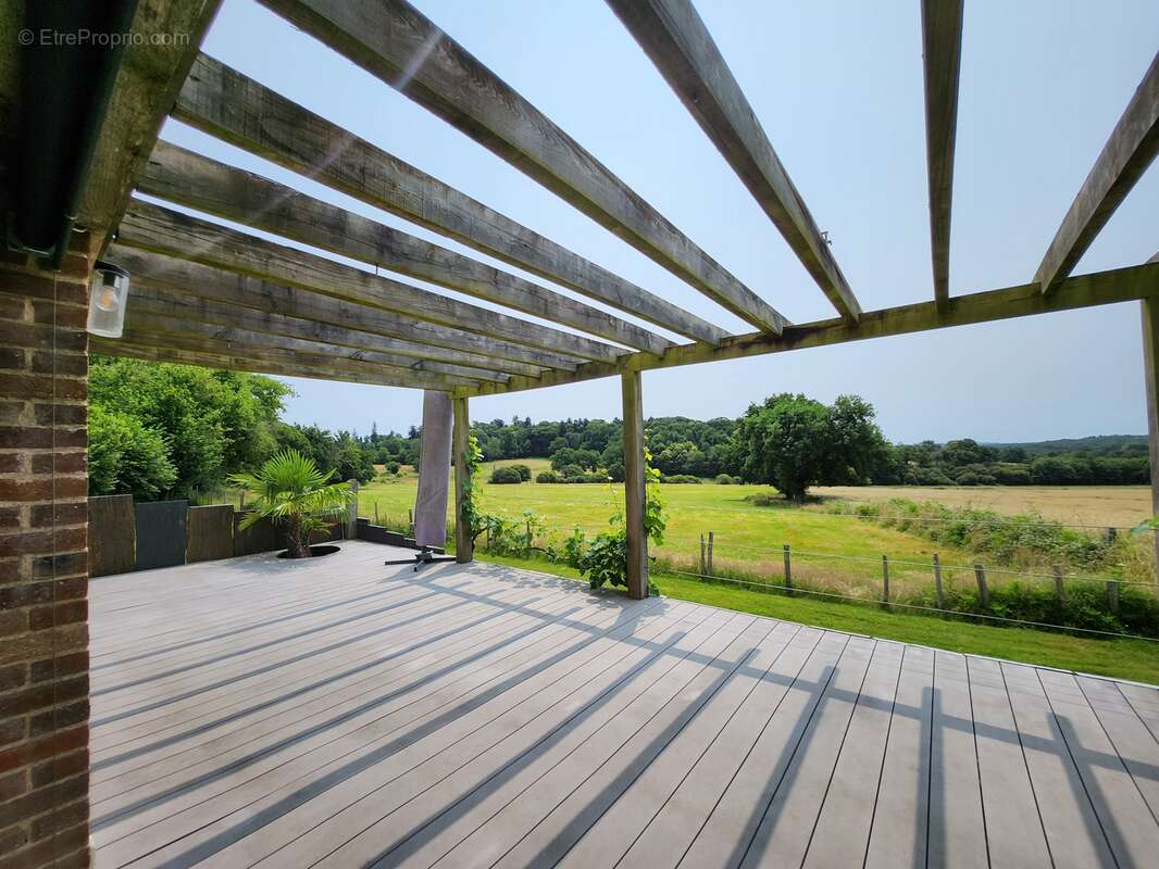 Maison à MAGNAC-BOURG