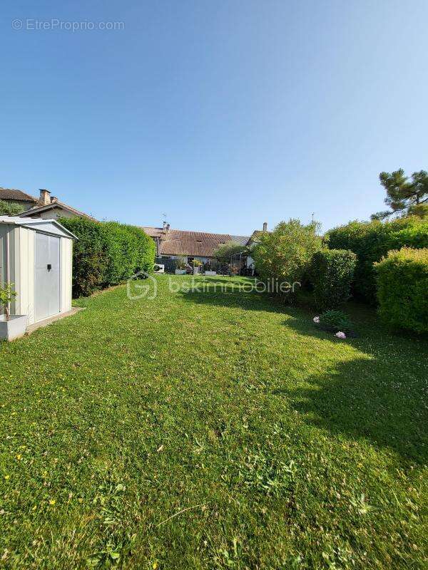 Maison en pierre- 4 chambres-jardin-piscine-garage - photo 4
