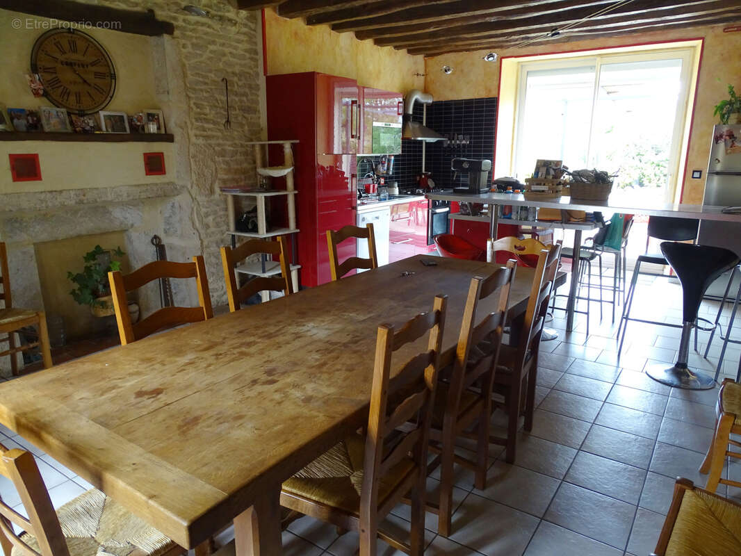 Maison à BAIGNEUX-LES-JUIFS