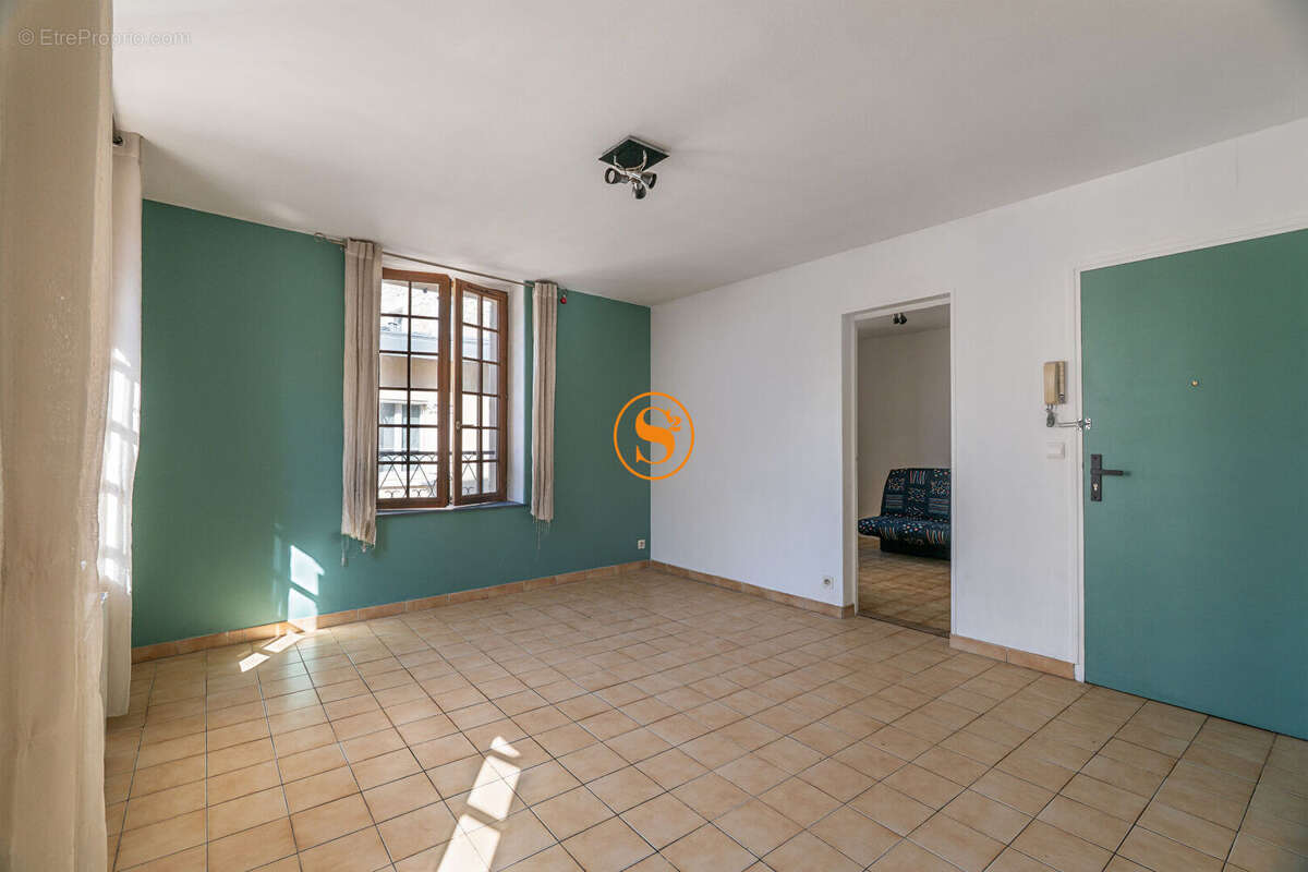 Appartement à COYE-LA-FORET