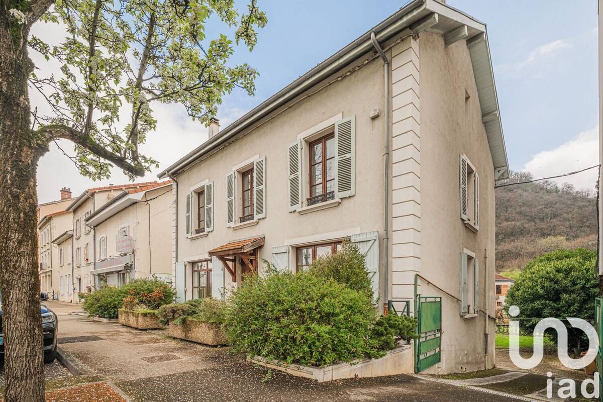 Photo 1 - Maison à JARRIE