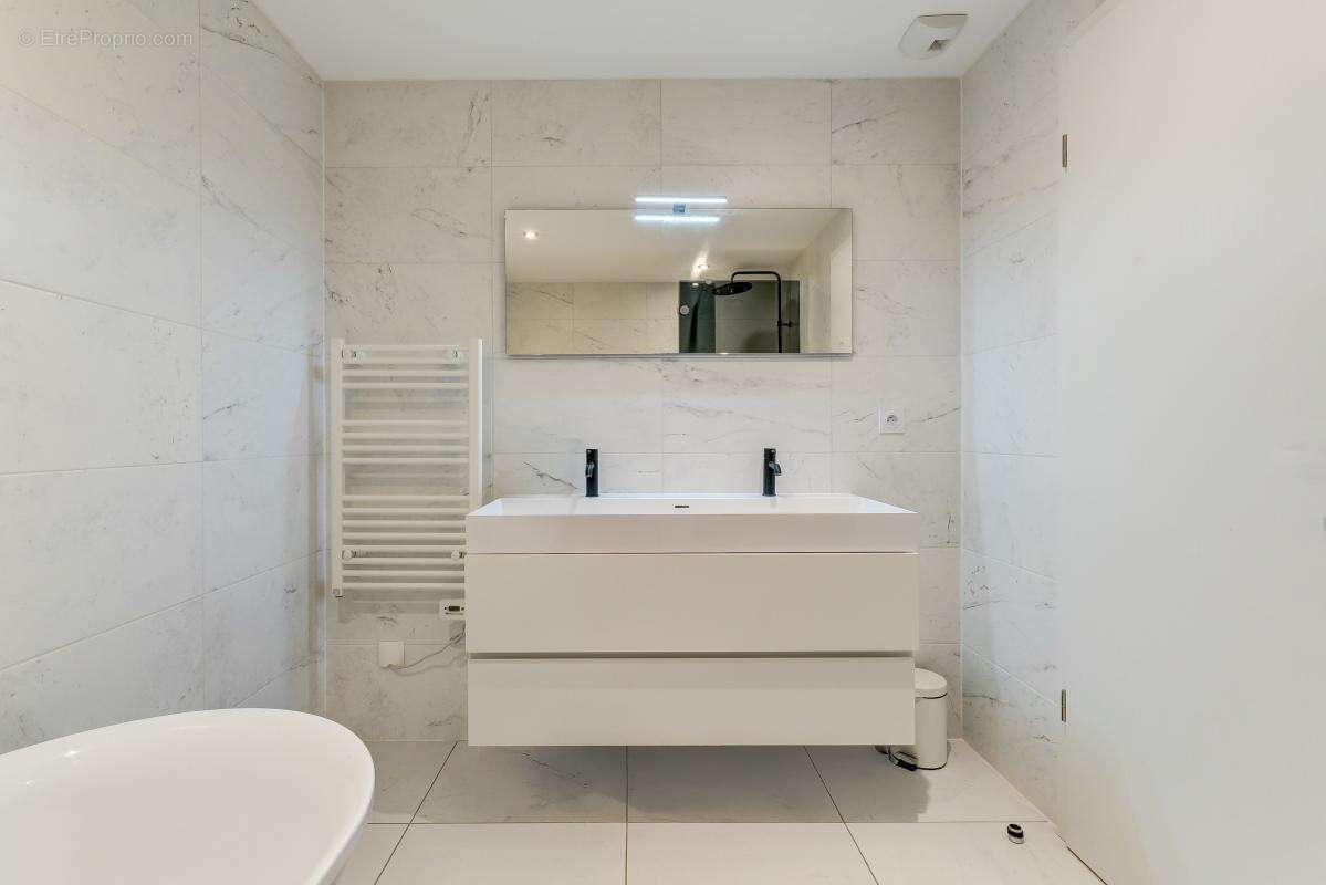 Appartement à CALUIRE-ET-CUIRE