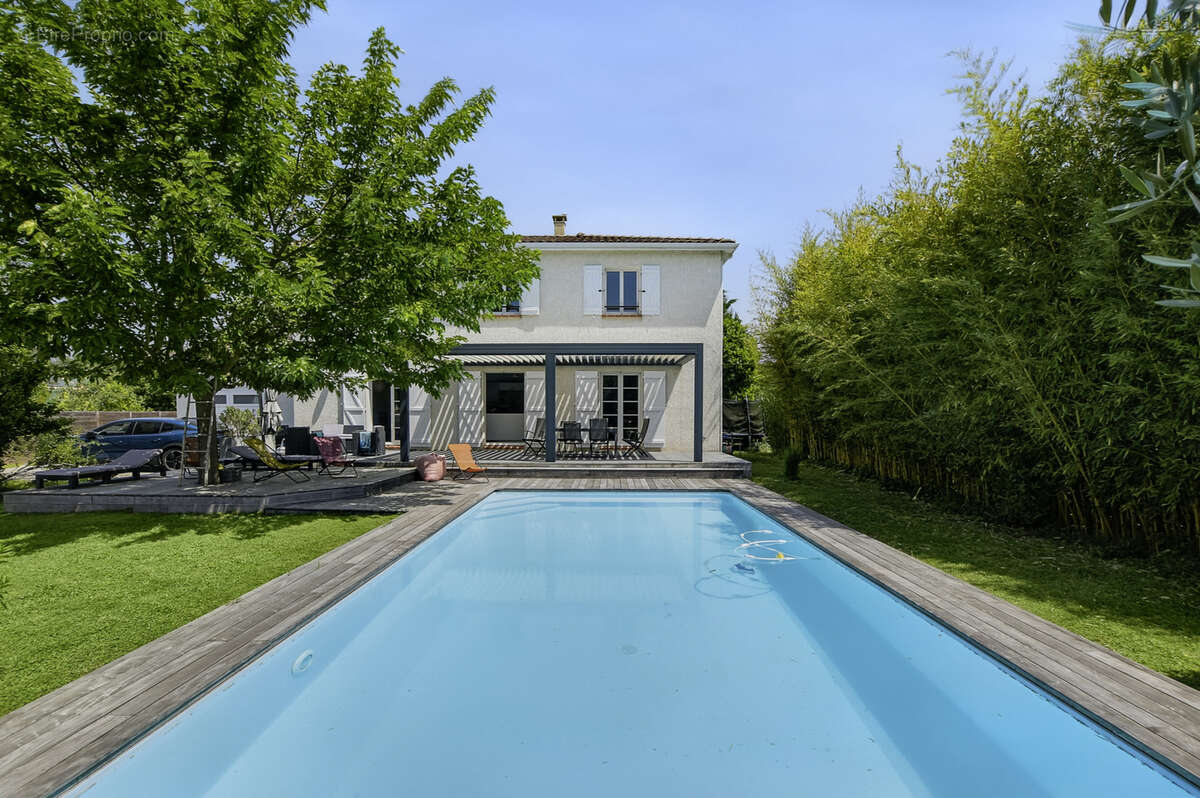 Maison à SAINT-GENIES-BELLEVUE