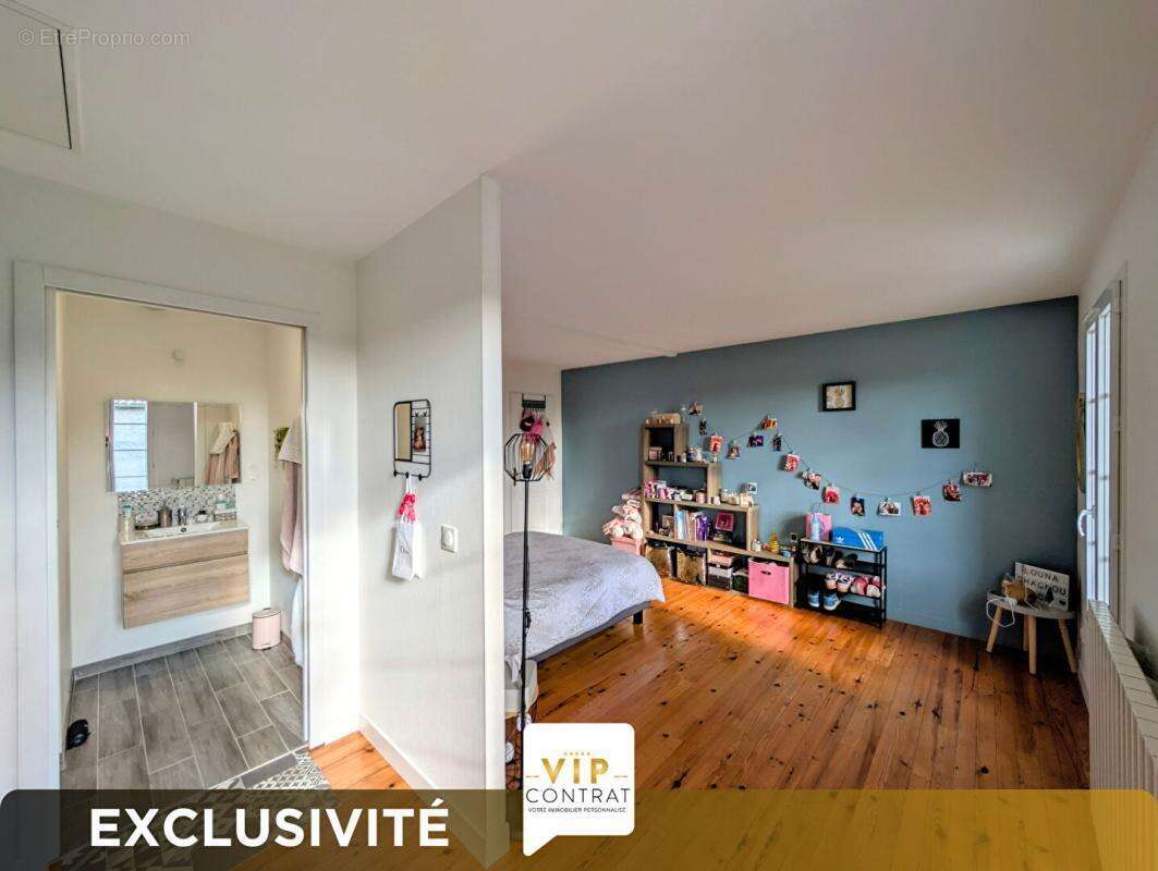 Maison à SAINT-SEVER-DE-SAINTONGE