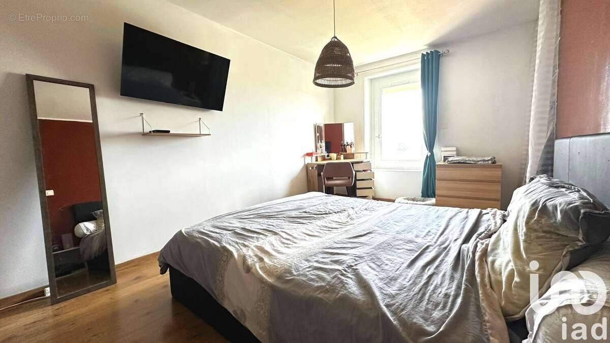 Photo 3 - Maison à SAINT-ROMAIN-LE-PUY