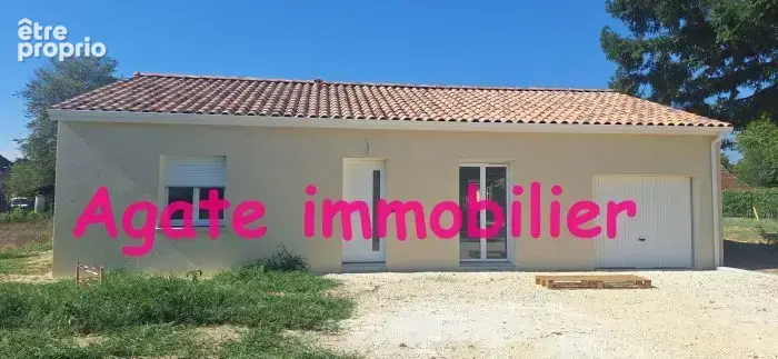 Maison à ROAILLAN
