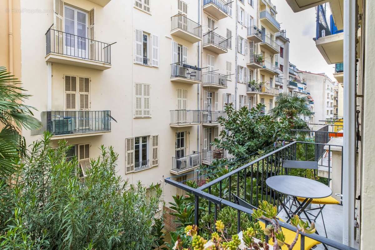 Appartement à NICE